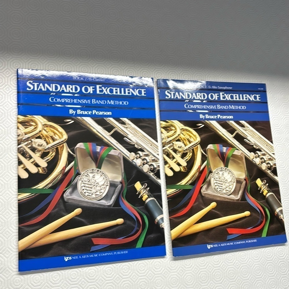 Standard of Excellence Comprehensive Band Method Book 2 Clarinet and Alto Sax